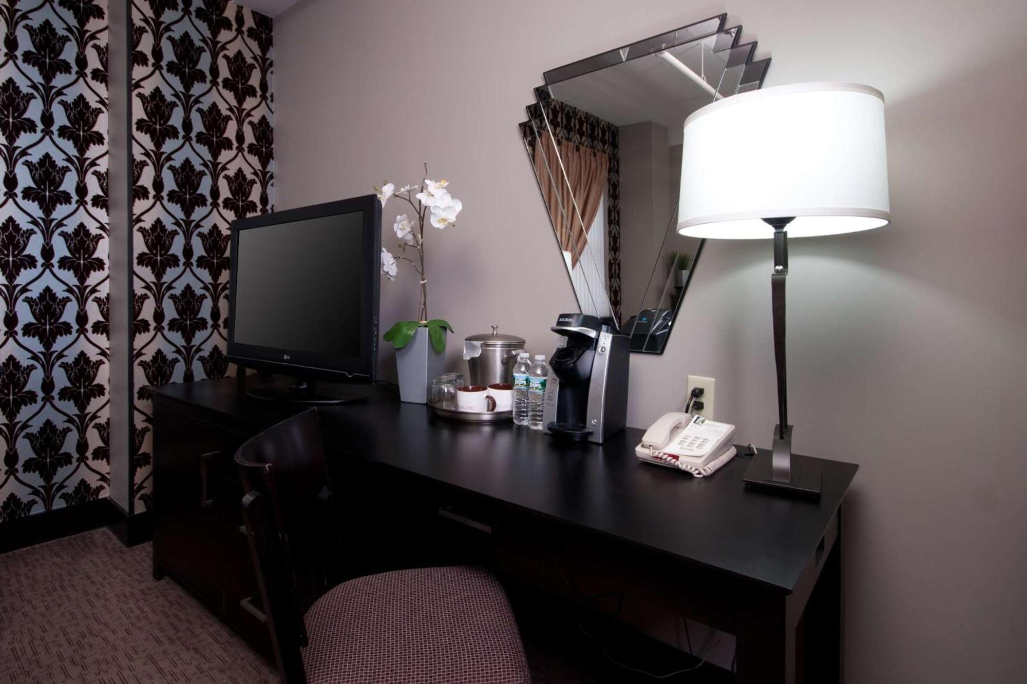 Hotel The Giacomo, Ascend Collection Niagara Falls