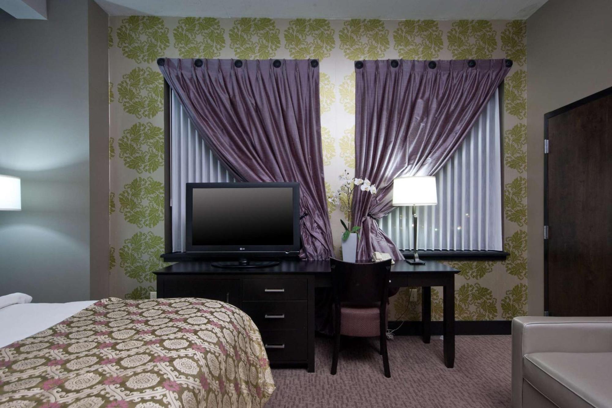The Giacomo, Ascend Collection Hotel Niagara Falls