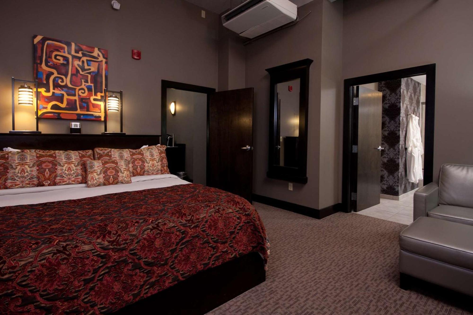 The Giacomo, Ascend Collection Hotel